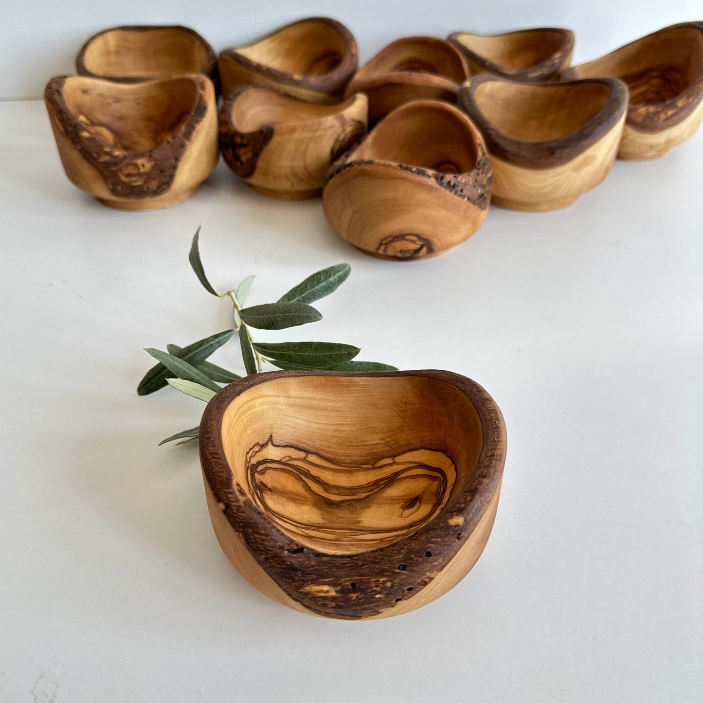 Zeytin Ağacı Rustik Kaseler, Doğal Ahşap Kenar Kase 10 cm / 3,94 "