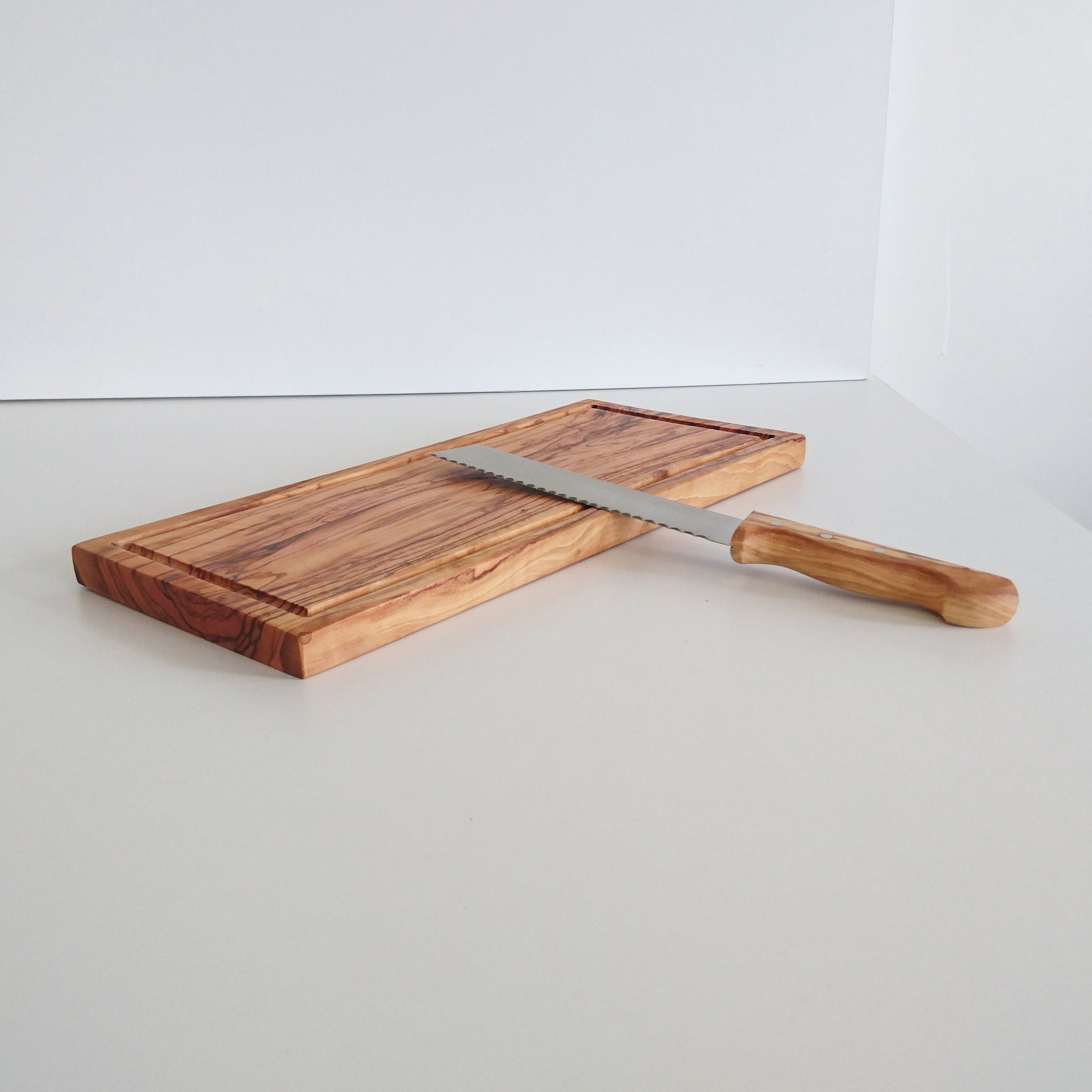 Olive Wood Cutting Board with Groove, Wooden Rectangular Steak Board