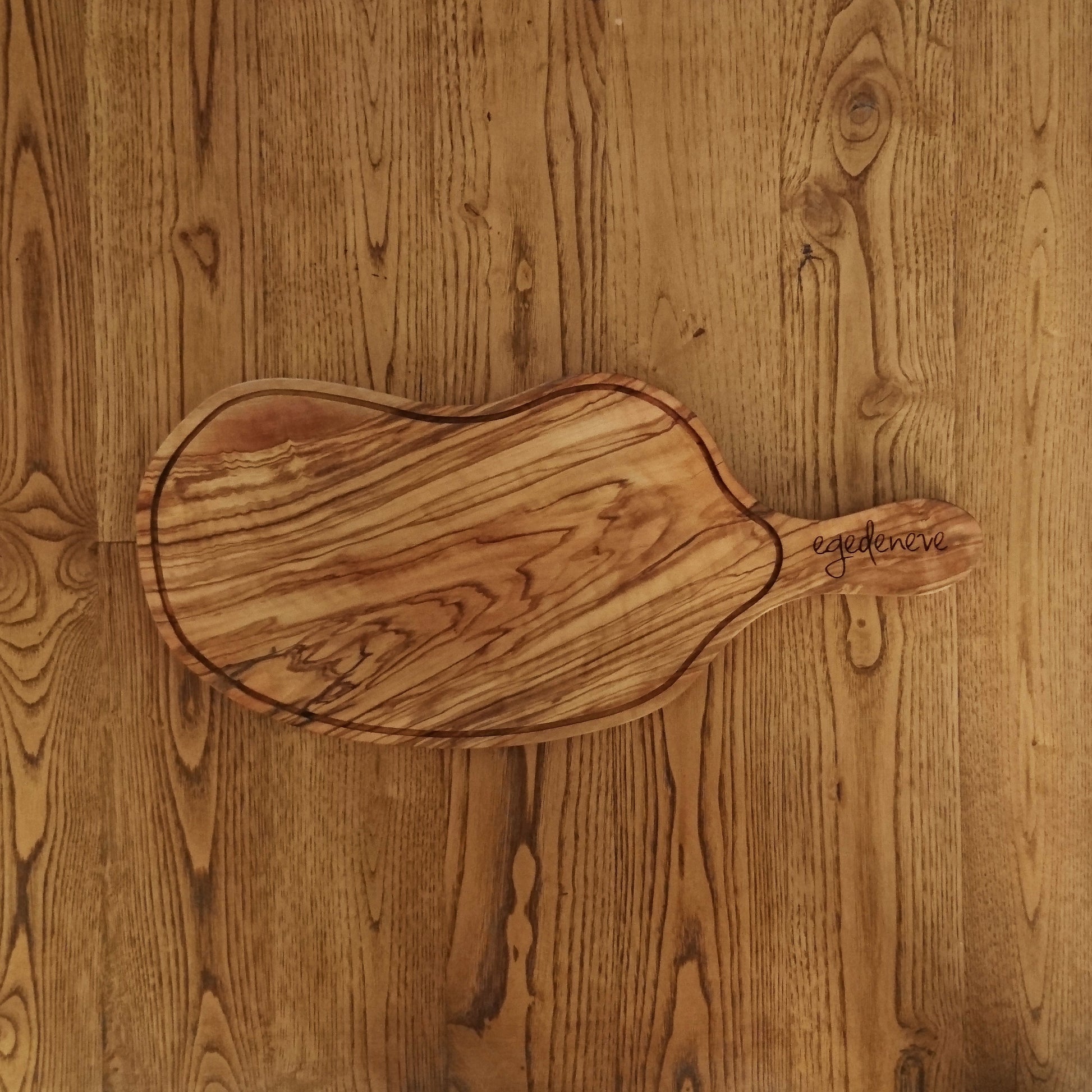 Personalized Olive Wood Cutting Board, Customized Wooden Cutting Board