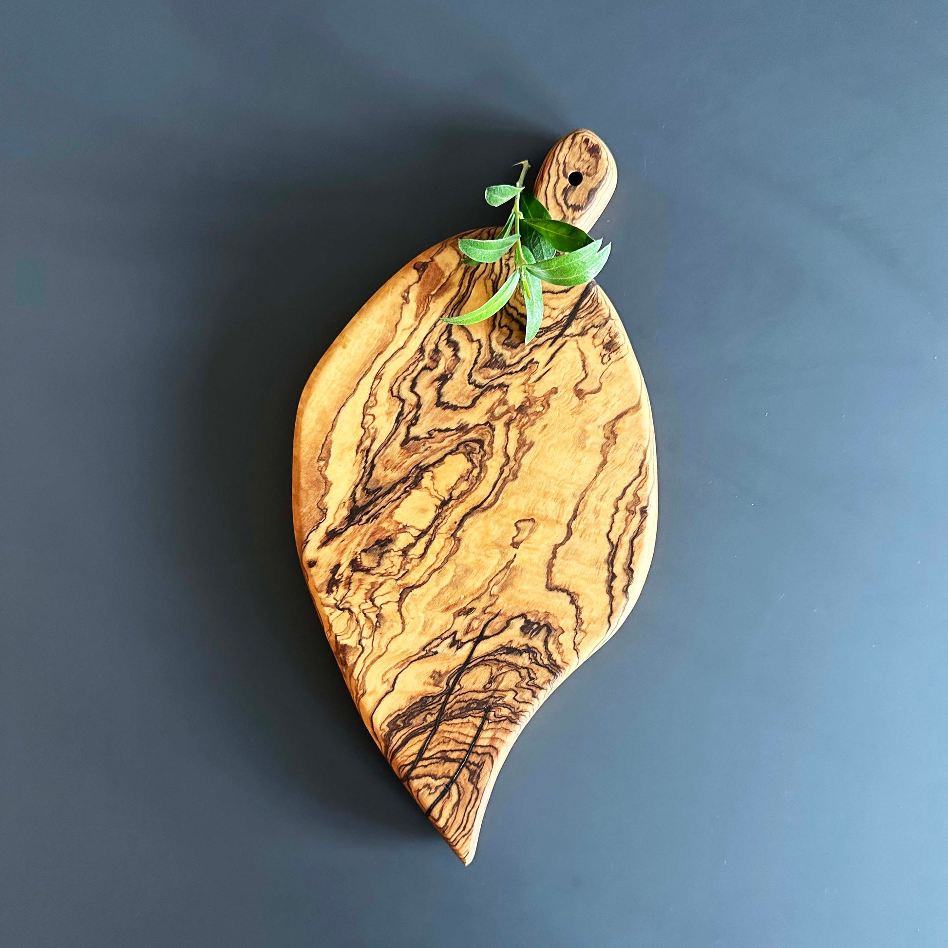 Olive Wood Board, Wooden Leaf Board, Authentic Wooden Serving Board, Natural Wood Cutting Board, High Quality Wooden Board