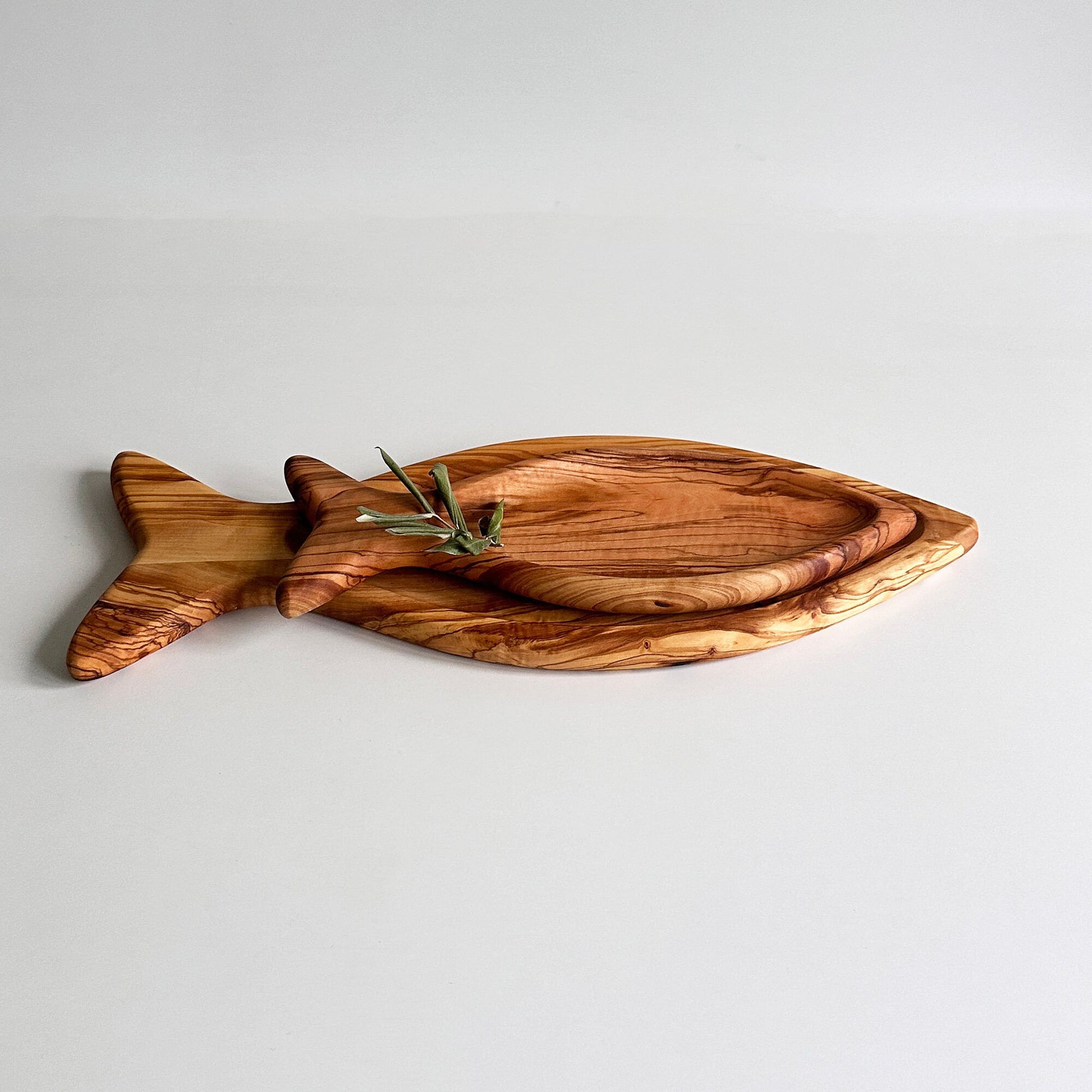 Handcrafted Olive Wood Fish-Shaped Plates, Unique Wooden Dishes