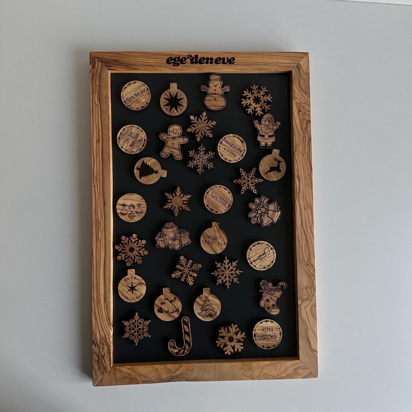 Olive Wood Magnet Display Stand – Magnet Display Board - Wooden Frame for Christmas Magnets